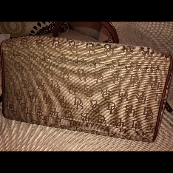 Authentic Dooney & Burke purse - Picture 7 of 8